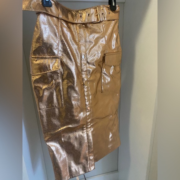 House of CB textured gold vegan leather skirt - Picture 2 of 5